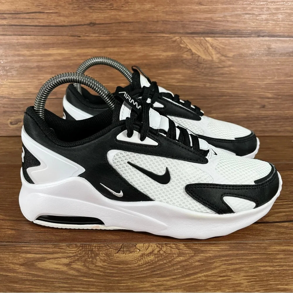 Nike Air Max Bolt Sneakers Women’s Size 6.5 Athletic Shoes